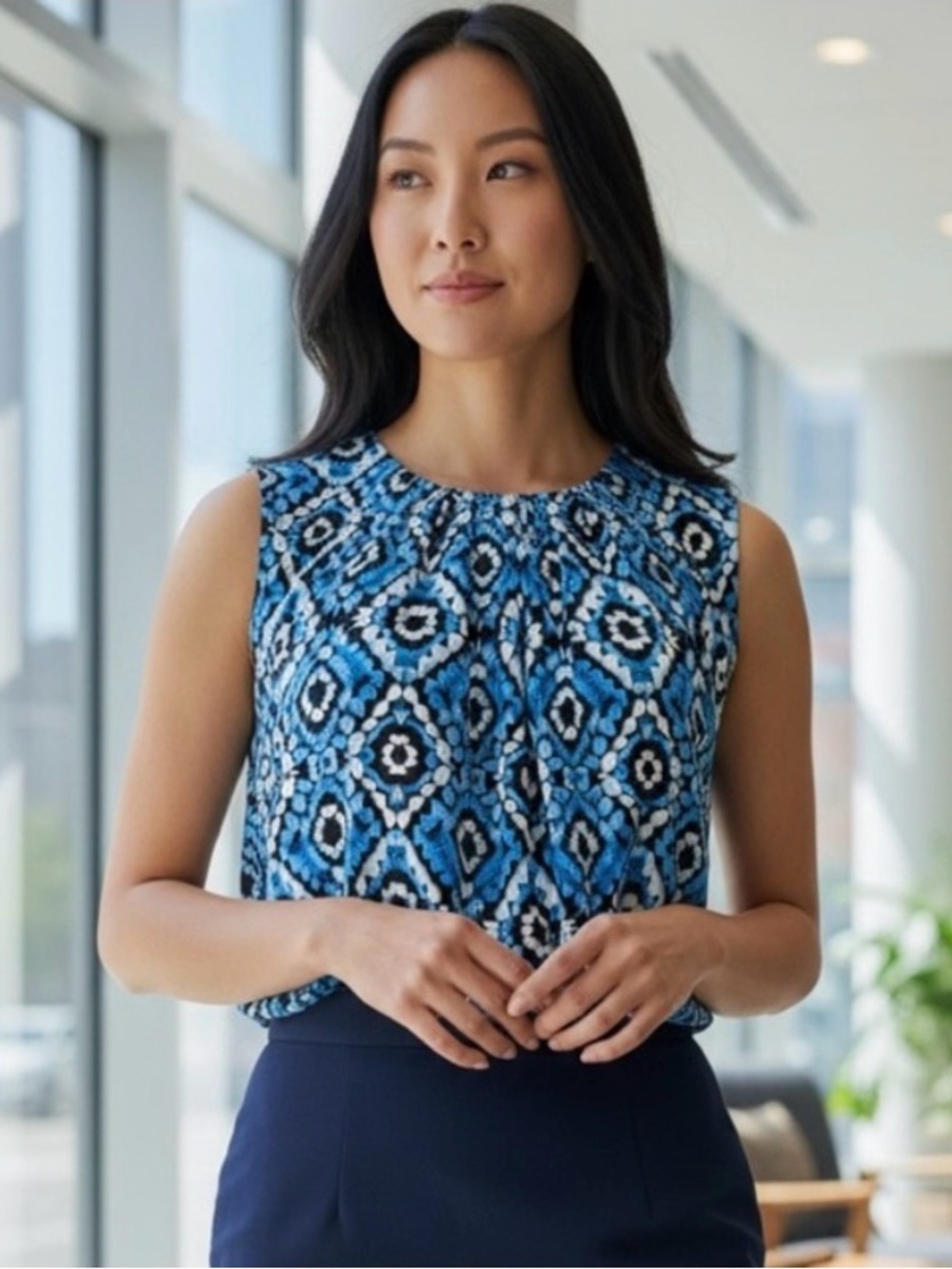 Jones Studio Blue and White Geometric Sleeveless Camisole
